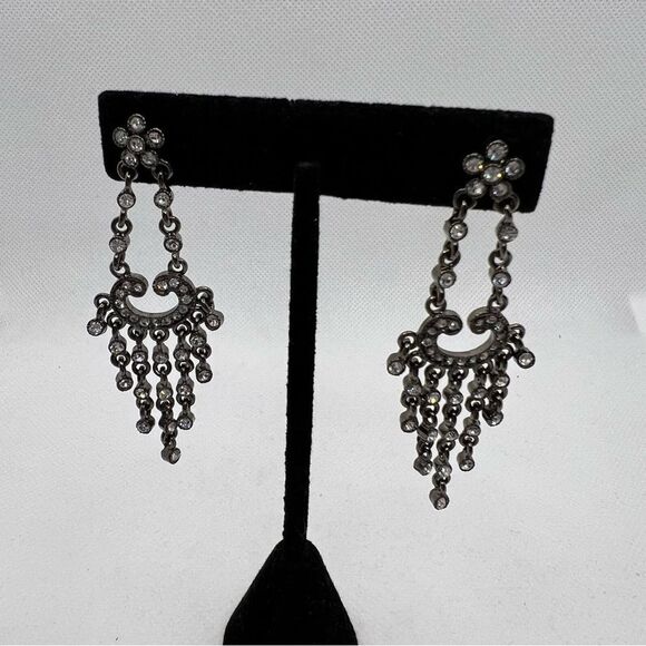 Chandelier rhinestone studded dramatic statement post earrings - Picture 4 of 5